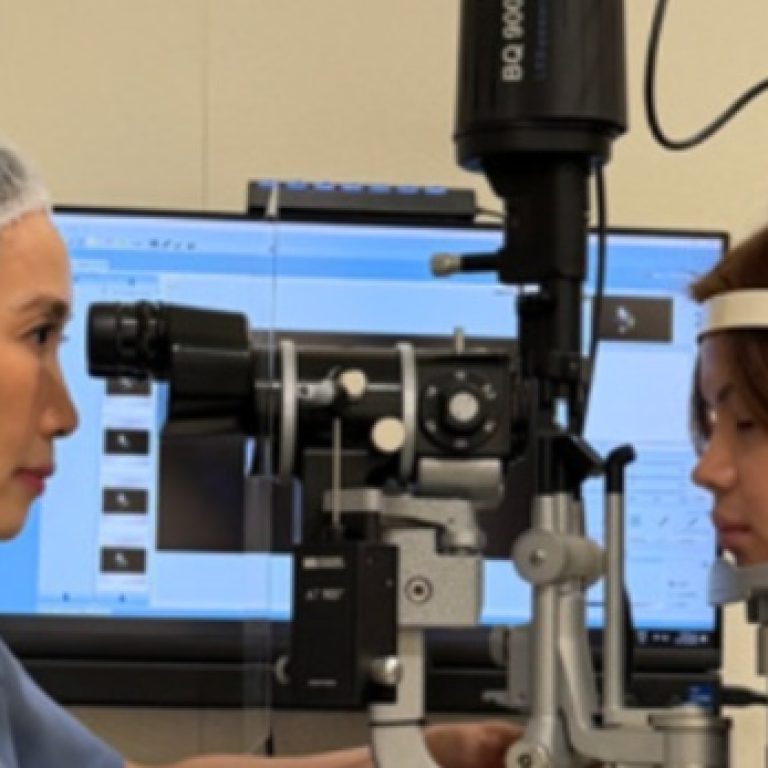 Redefining-Eye-Care-Through-Precision